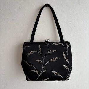 Vintage Mondani New York Black and Silver Women's Handbag